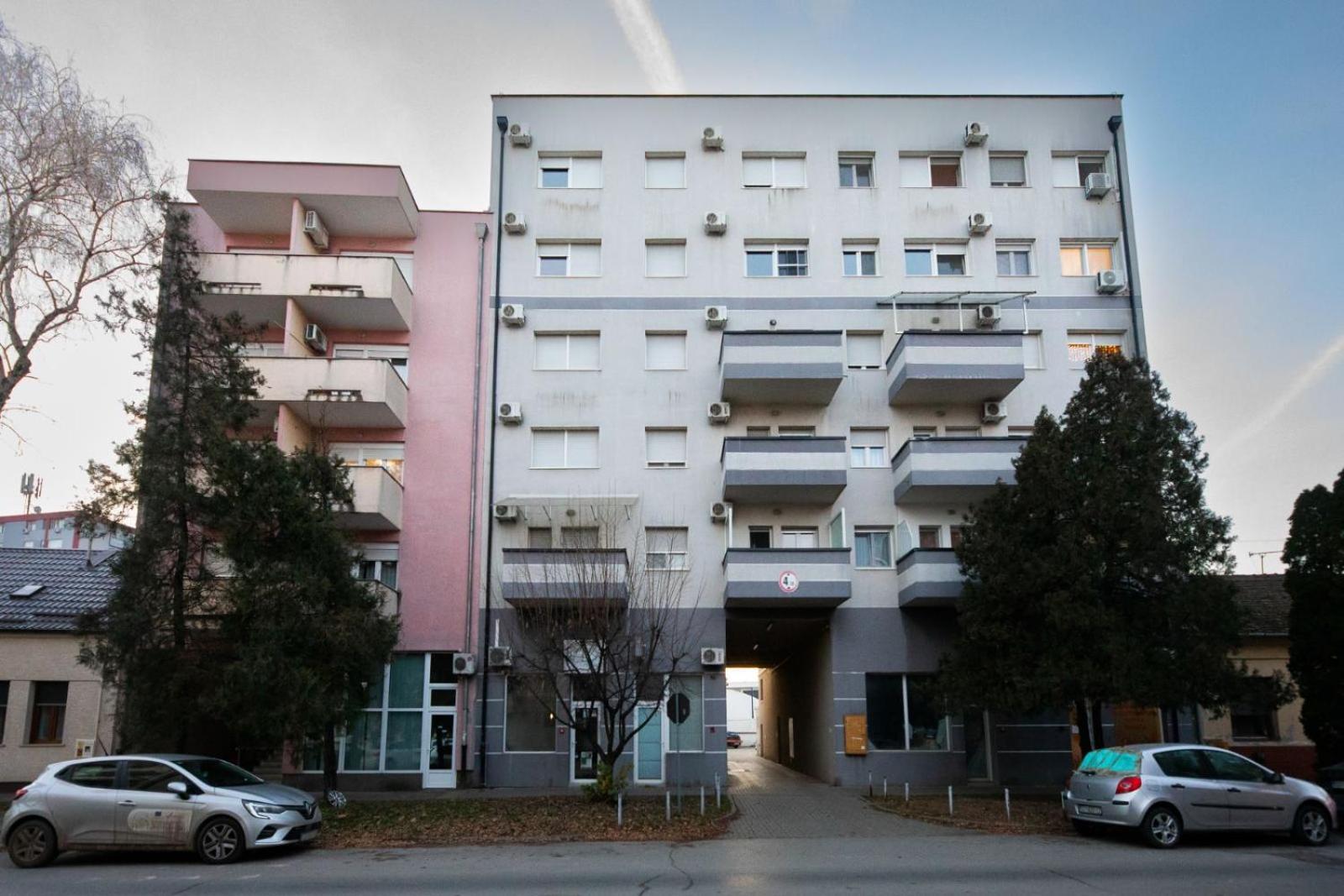 Queen - Private Parking Apartment