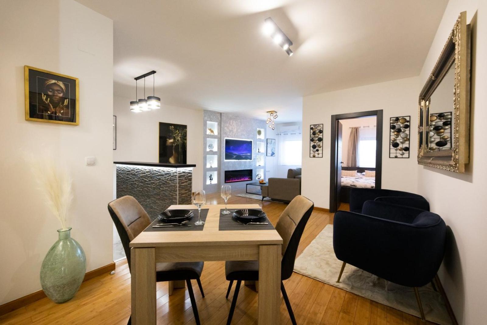 Queen - Private Parking Apartment